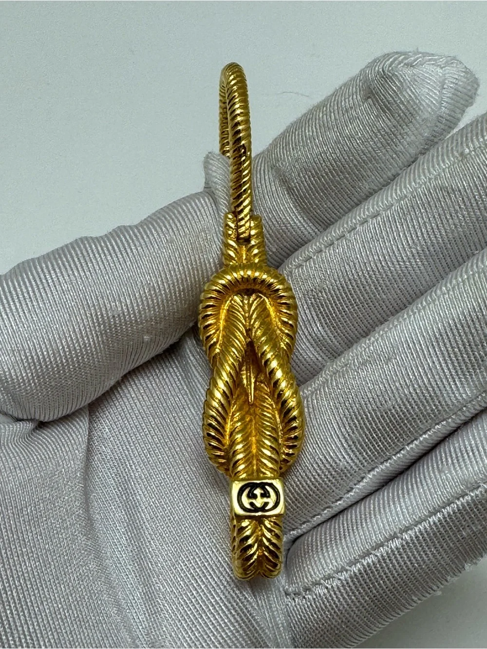 Gucci Gold Rope Knot Keyring/ Keychain